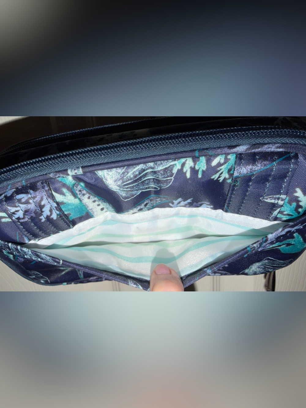 Lug Roundabout Crossbody Bag with Belt Loops and Built- In Wallet - Picture 7 of 14